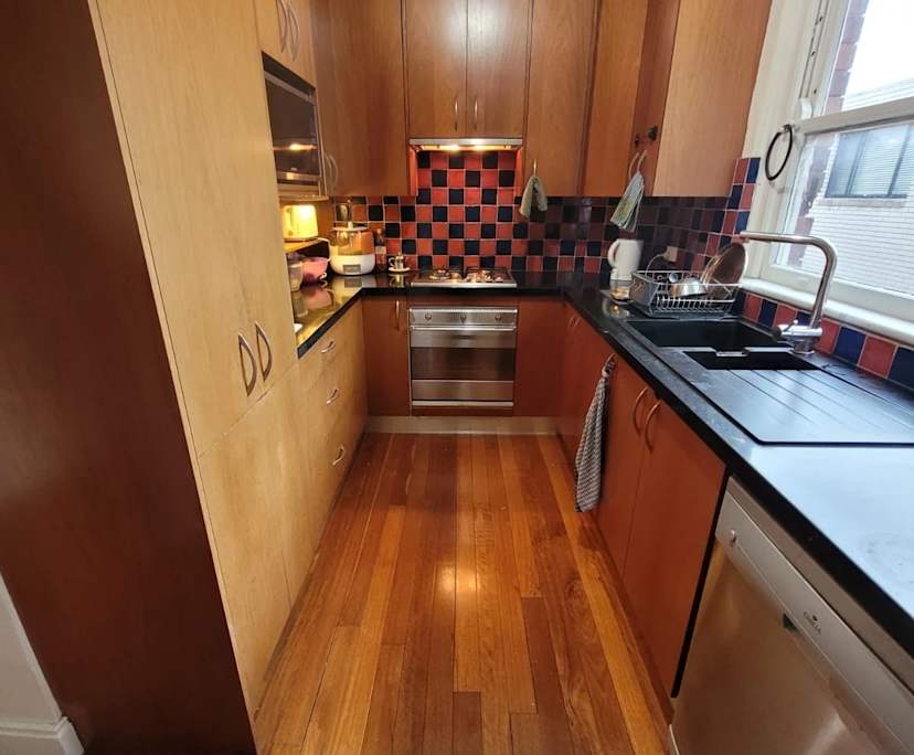 Furnished room in a flatshare