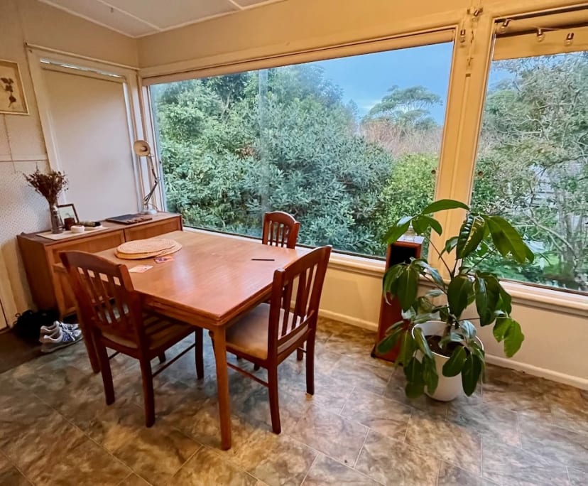 Room for Rent in Austinmer, Wollongong 200, Unfur...