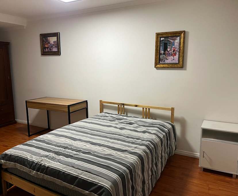 Room with ensuite in a flatshare
