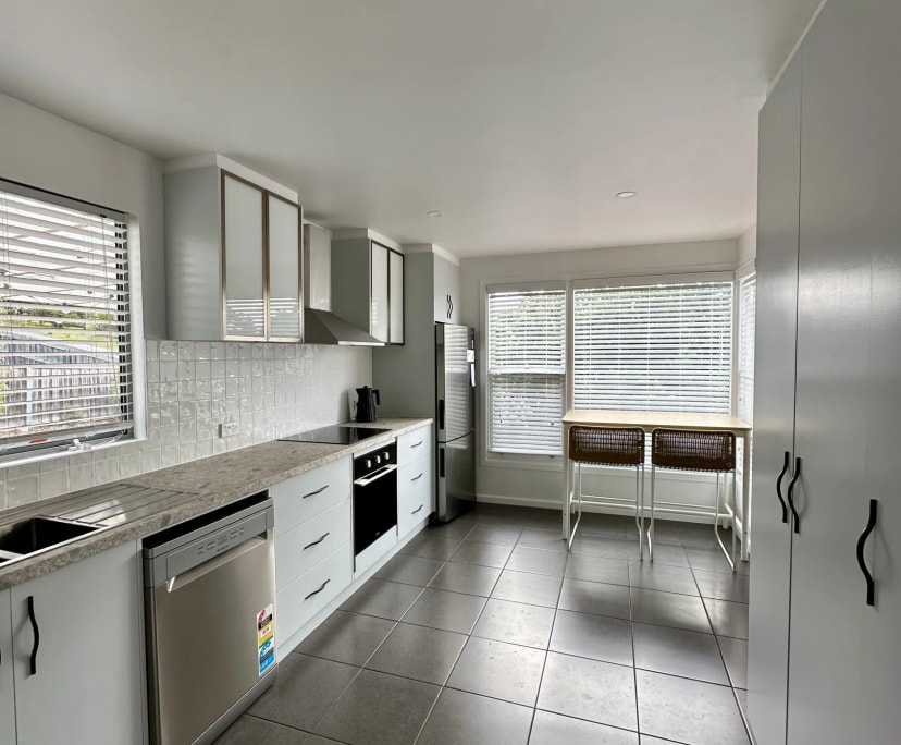 Whole property with 2 rooms for rent