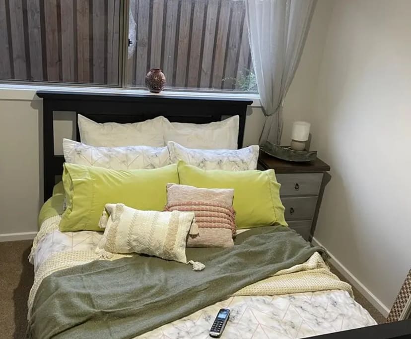 $350, Share-house, 3 bathrooms, Port Macquarie NSW 2444