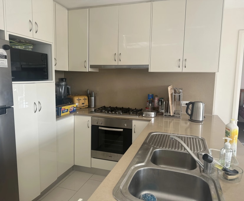 $300, Flatshare, 3 bathrooms, Newtown NSW 2043