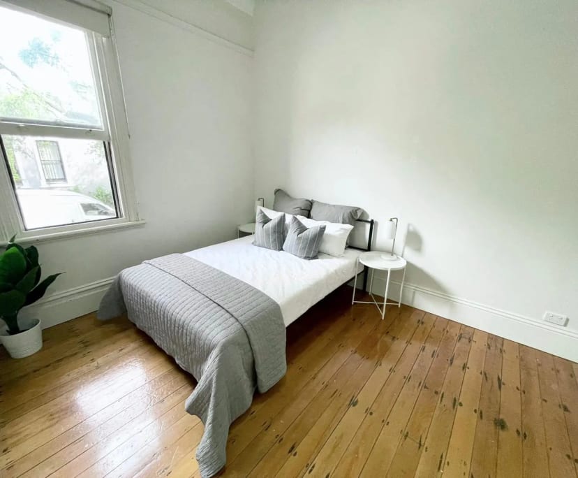 $1,050, Whole-property, 3 bathrooms, Petersham NSW 2049