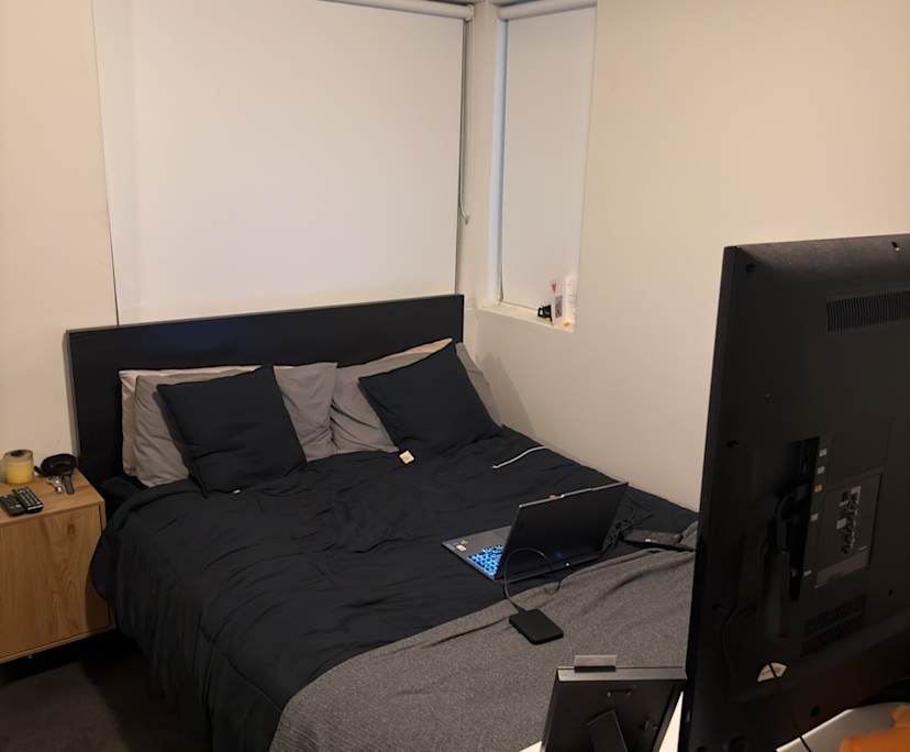 Room with ensuite in a flatshare