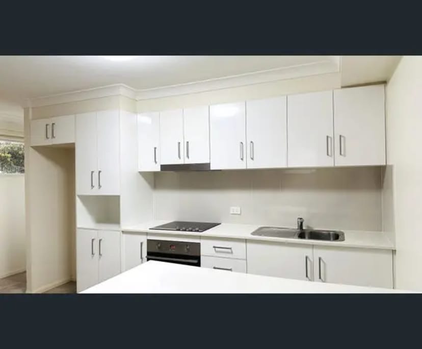 $290, Share-house, 2 bathrooms, Kearneys Spring QLD 4350