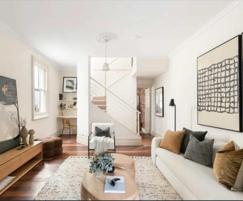 Room in a share house