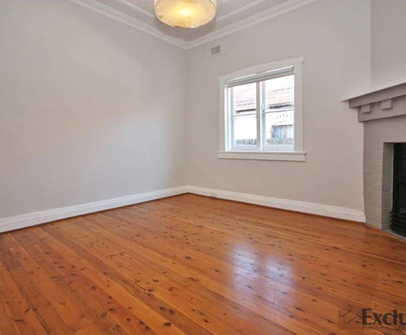 $1,300, Whole-property, 3 bathrooms, Rodd Point NSW 2046