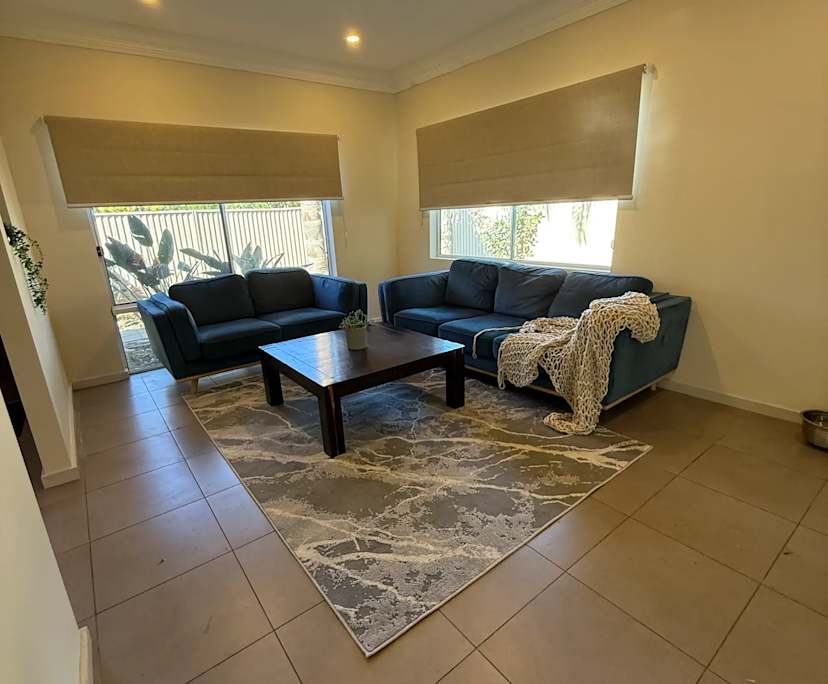 $400, Share-house, 5 bathrooms, Mermaid Waters QLD 4218