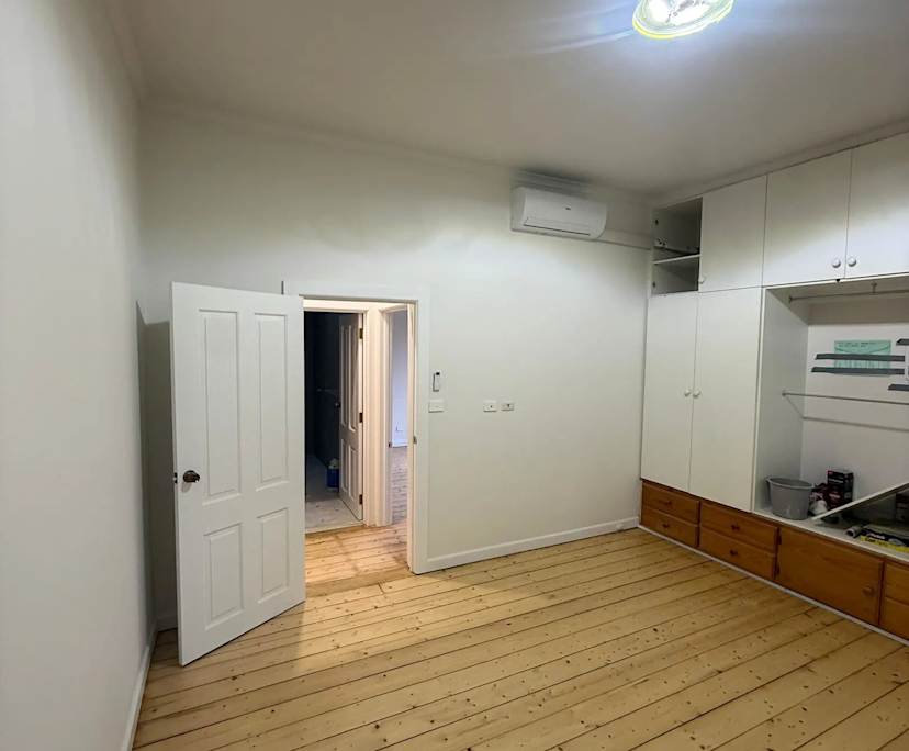 Unfurnished room in a share house