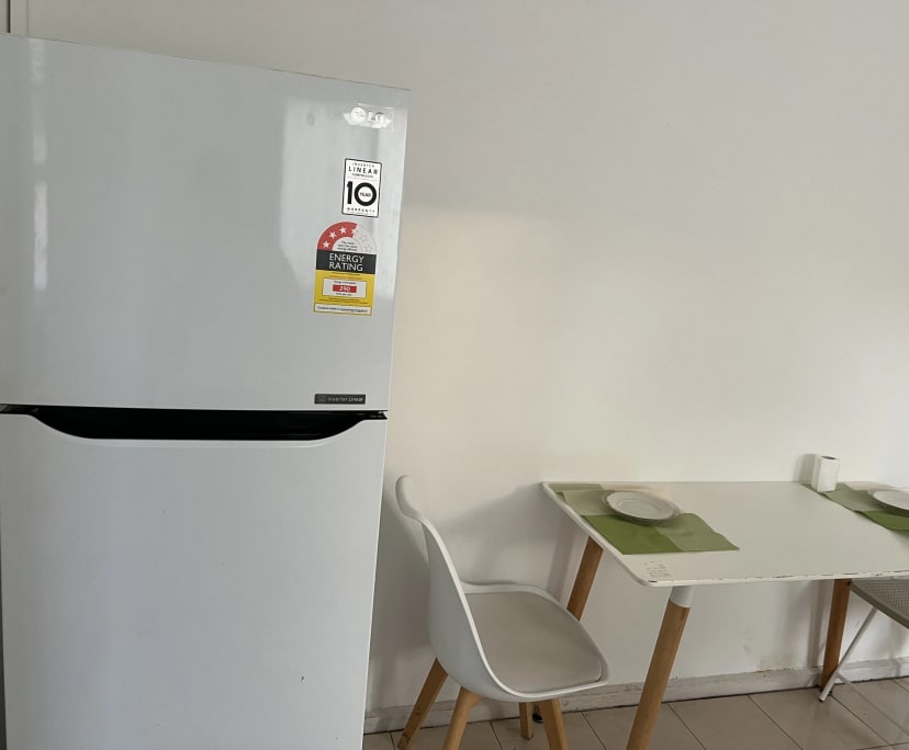 $580, Whole-property, 2 bathrooms, Kew VIC 3101