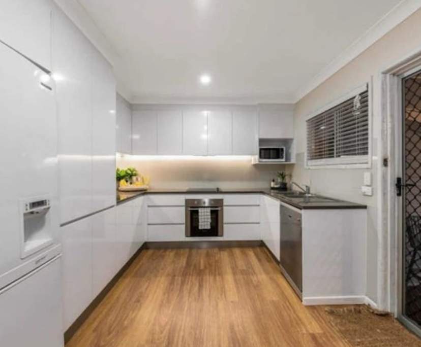 $160, Share-house, 3 bathrooms, Centenary Heights QLD 4350