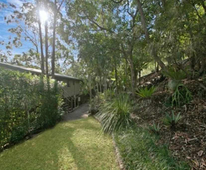 $265, Share-house, 3 bathrooms, Holland Park West QLD 4121