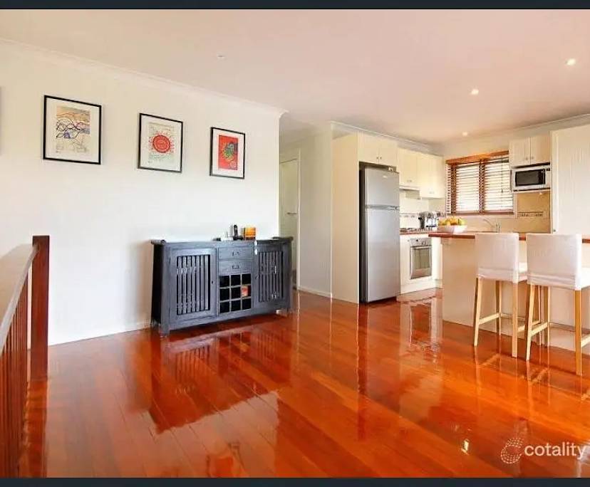 Whole property with 3 rooms for rent