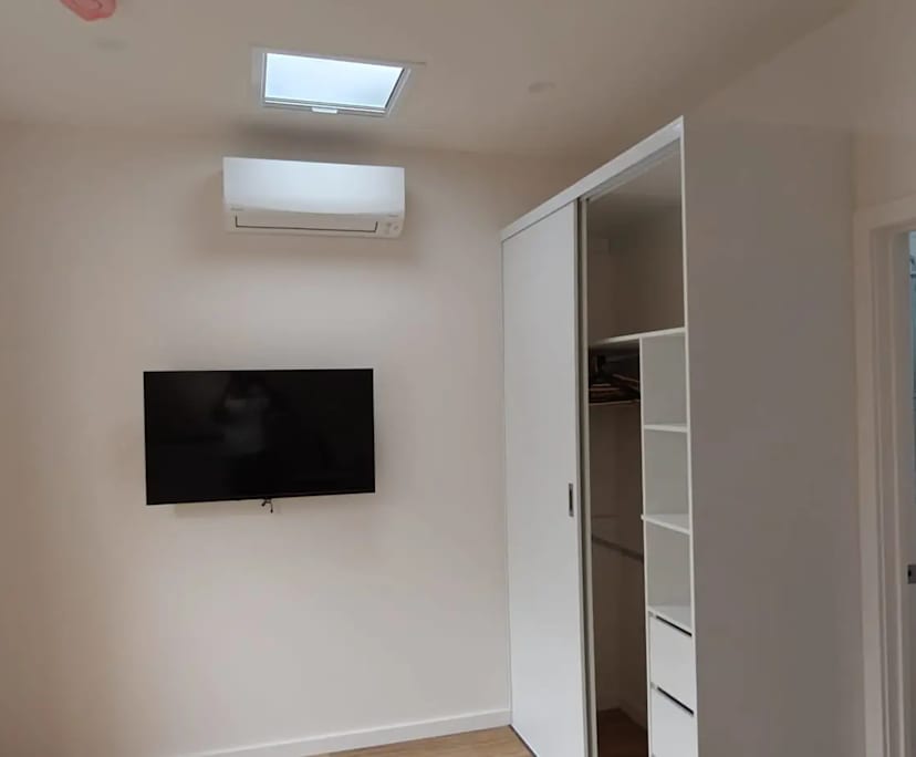 $390, Student-accommodation, 2 rooms, Bundoora VIC 3083, Bundoora VIC 3083