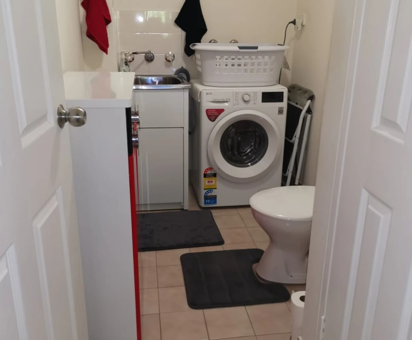 $300, Flatshare, 2 bathrooms, Penshurst NSW 2222