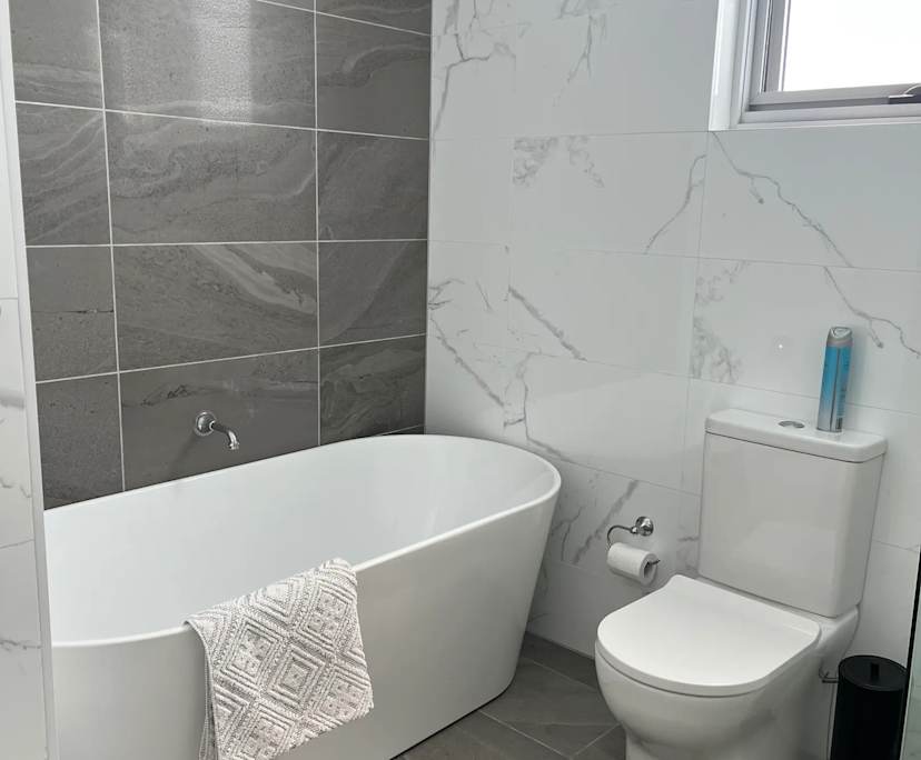 Furnished room with own bathroom