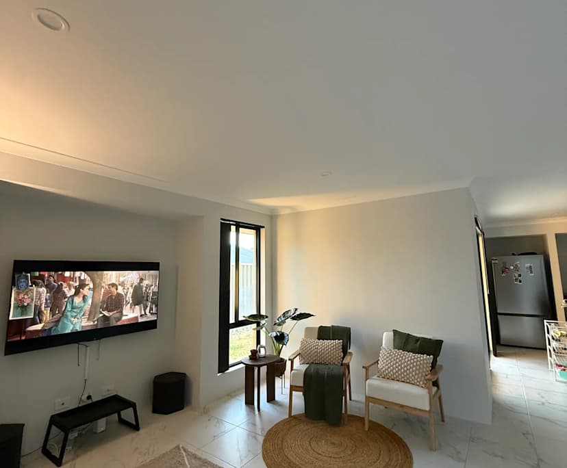 Room in a share house
