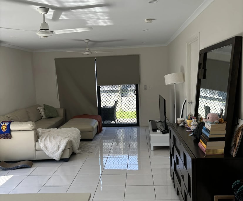 propertyImage