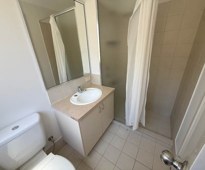 Furnished room with ensuite in a share house