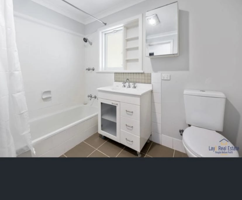 Unfurnished room in a share house