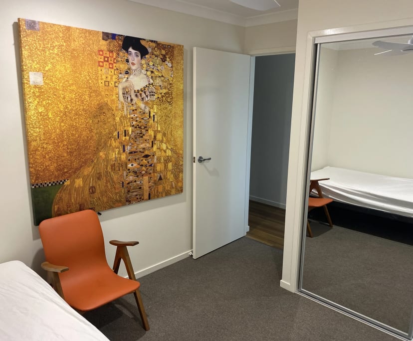 $200, Share-house, 3 bathrooms, South MacLean QLD 4280