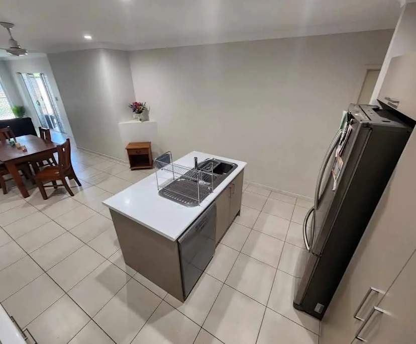 $300, Share-house, 2 bathrooms, Trinity Park QLD 4879