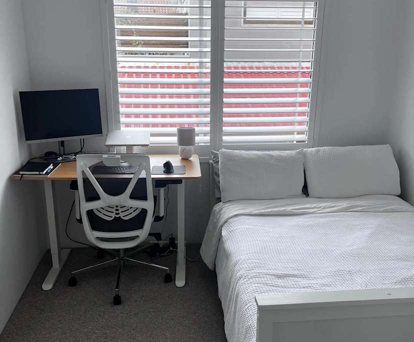 Whole property with 2 rooms for rent