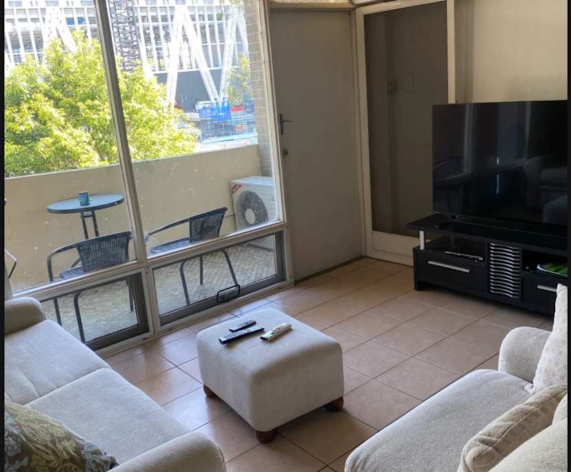 Furnished room in a flatshare