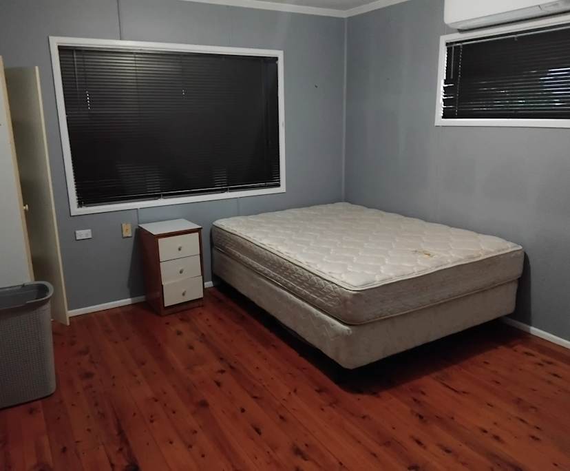 $210, Share-house, 3 bathrooms, Dalby QLD 4405
