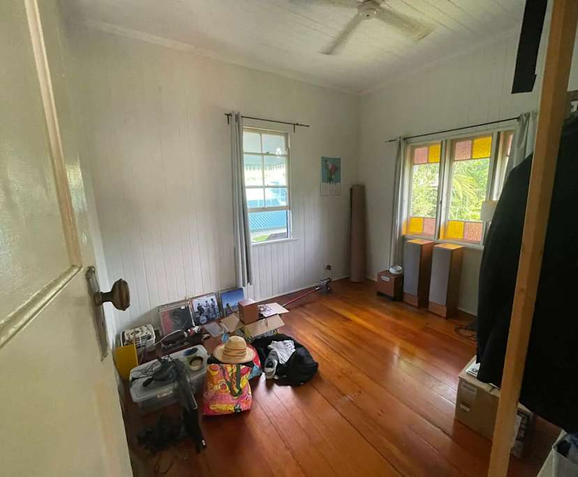 Unfurnished room in a share house