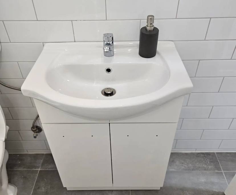 $490, 1-bed, 1 bathroom, Flemington VIC 3031