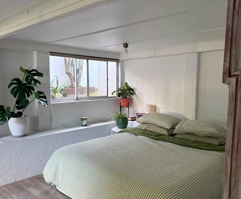 Unfurnished room with own bathroom