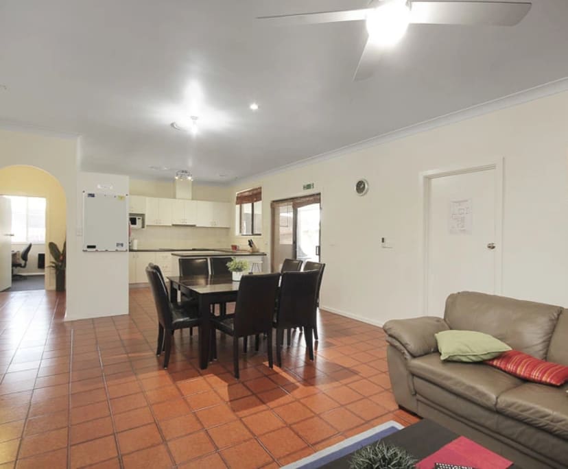 $250, Share-house, 6 bathrooms, Berwick VIC 3806