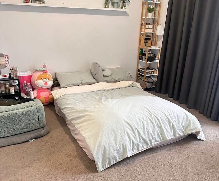 Furnished room with ensuite in a share house