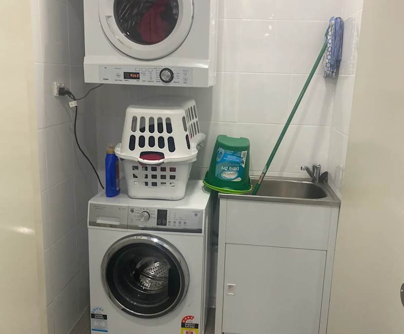 $575, Flatshare, 2 bathrooms, Waterloo NSW 2017