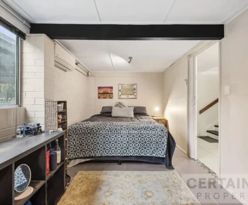 Furnished room with own bathroom