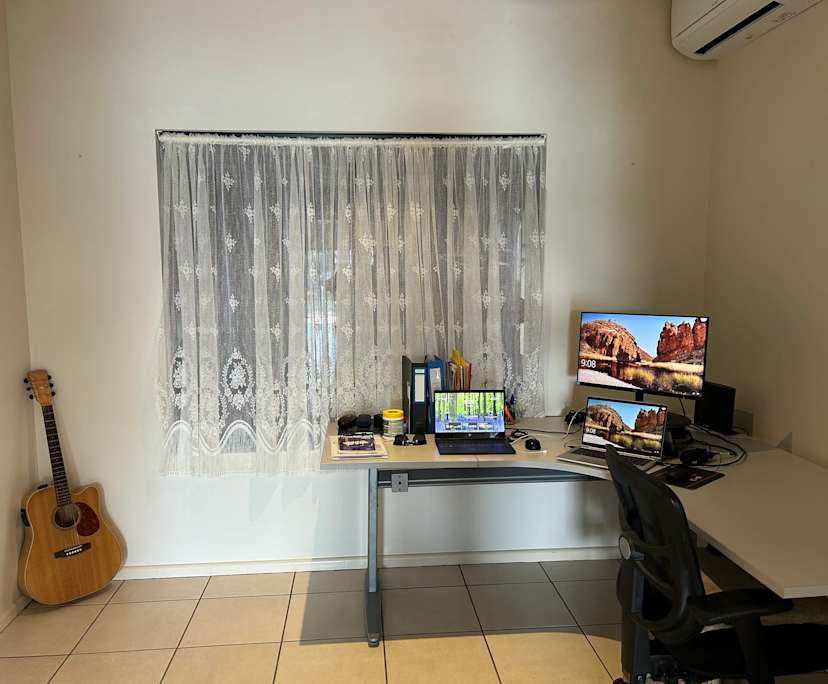 Furnished room with own bathroom
