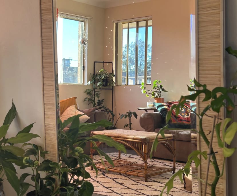 Unfurnished room in a flatshare
