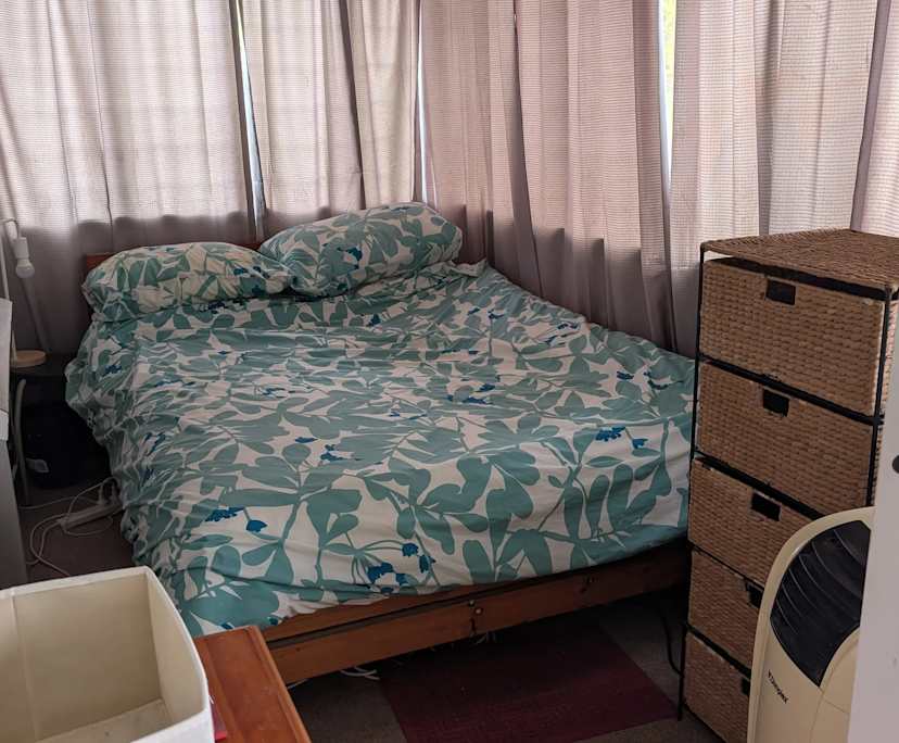 $250, Student-accommodation, 3 bathrooms, Newtown QLD 4305