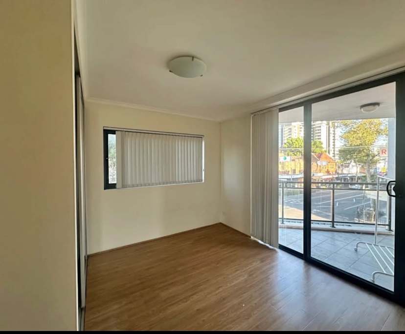 Unfurnished room with own bathroom