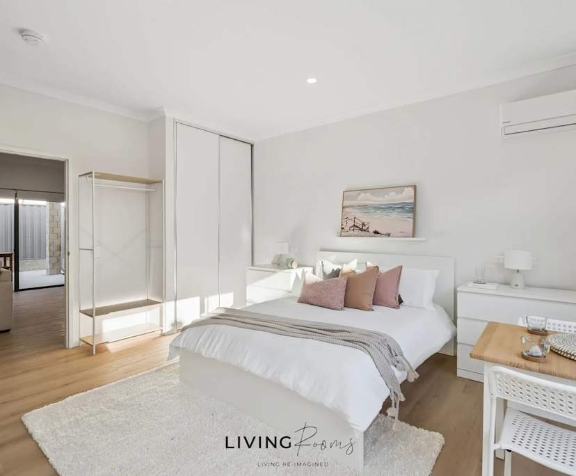 Furnished room with ensuite in a share house
