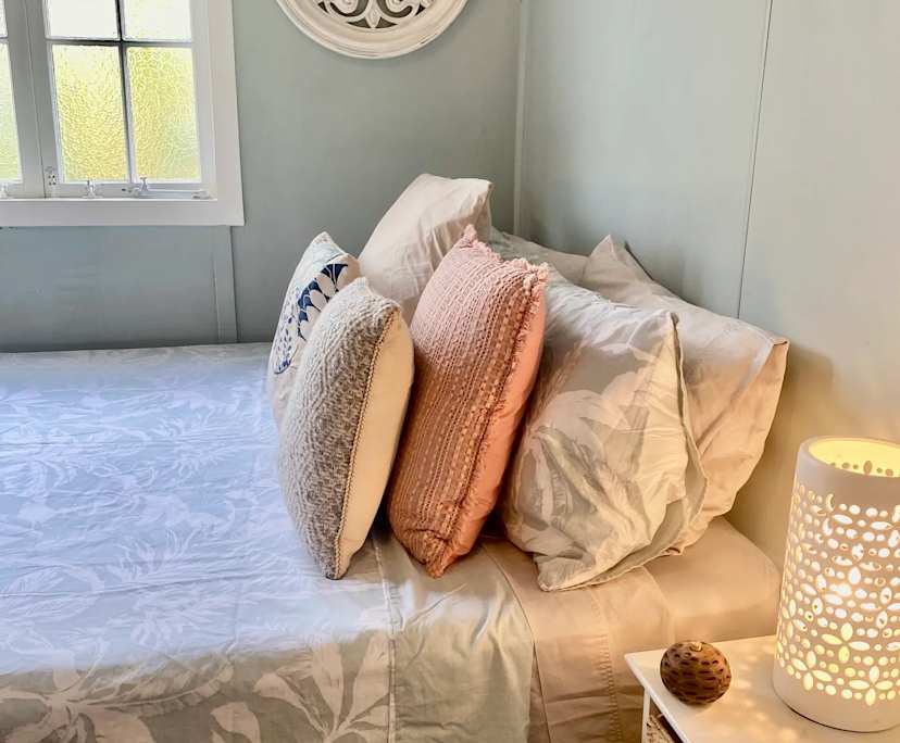 $300, Share-house, 4 bathrooms, Bungalow QLD 4870