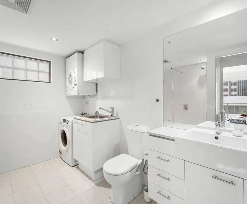 $830, Whole-property, 2 bathrooms, Perth WA 6004