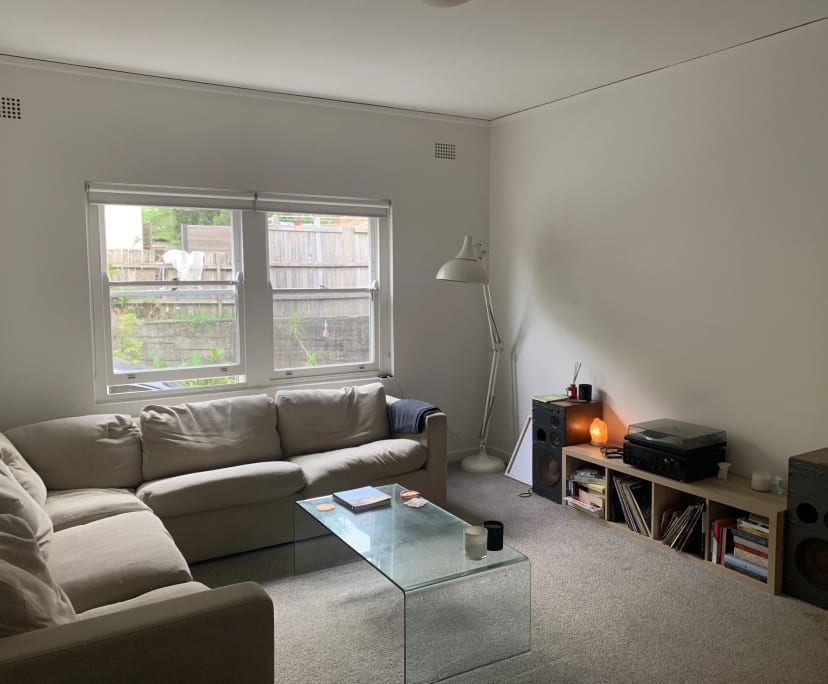 Room for Rent in Crows Nest, Sydney 350, Unfurnis...