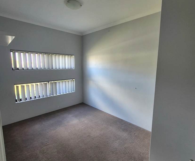 Unfurnished room with own bathroom