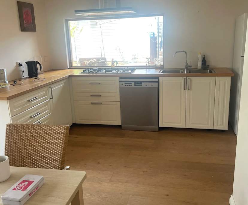 $250, Share-house, 3 bathrooms, Spearwood WA 6163