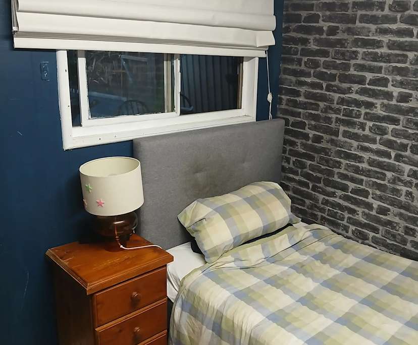 $250, Student-accommodation, 2 rooms, Belmont North NSW 2280, Belmont North NSW 2280