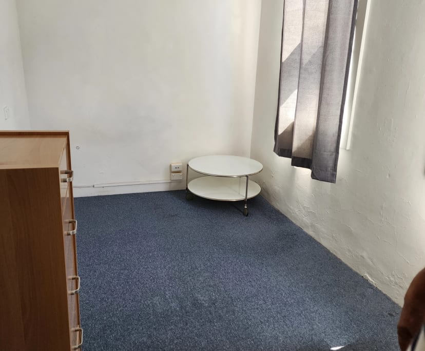 Whole property with 2 rooms for rent