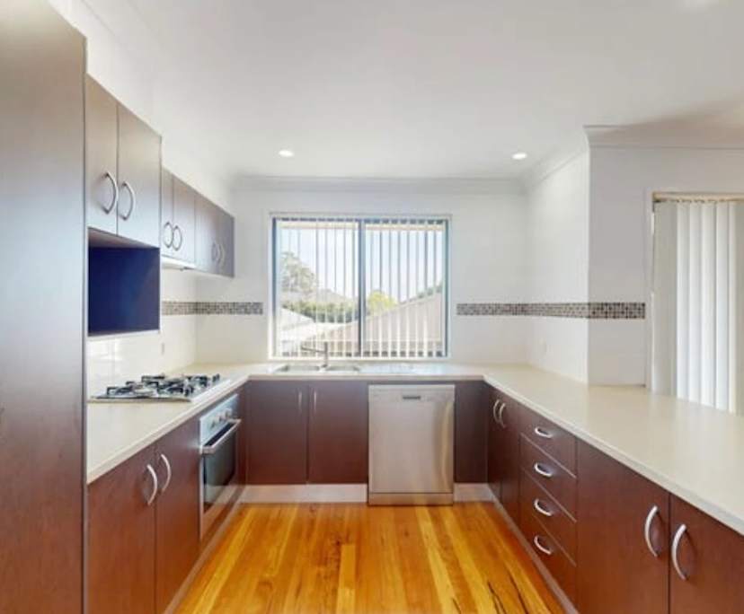 Whole property with 3 rooms for rent