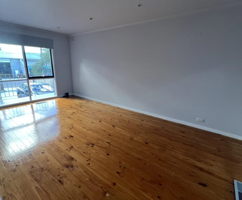 Unfurnished room in a share house